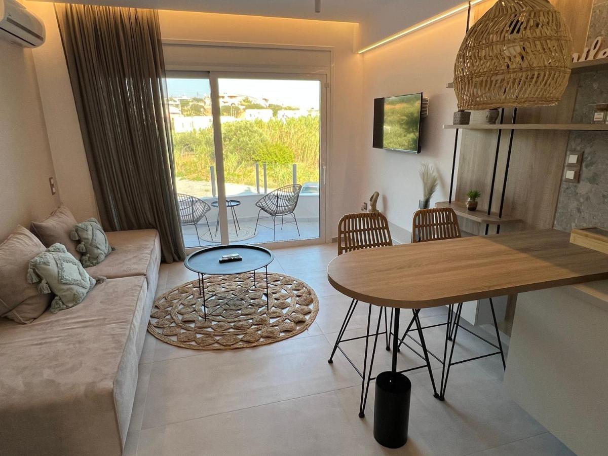 Aelia Apartments Makrýgialos Eksteriør bilde
